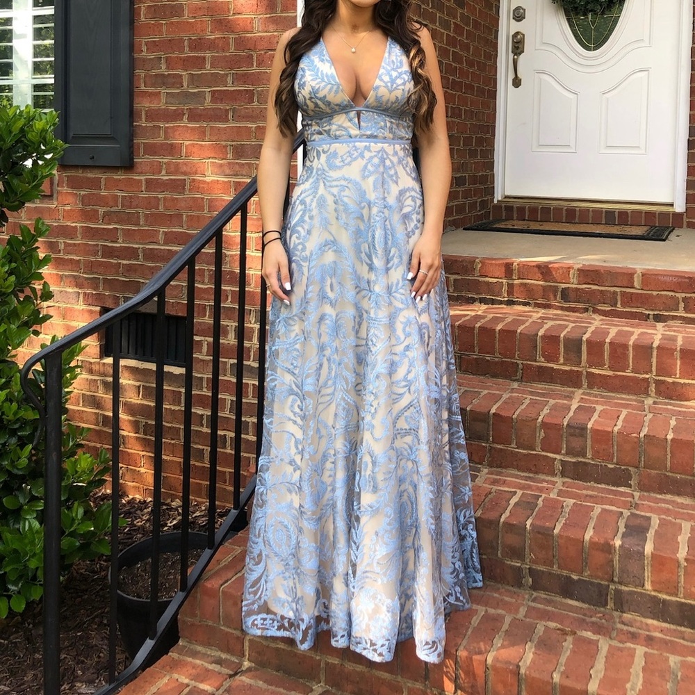 Xtraordinary prom dress